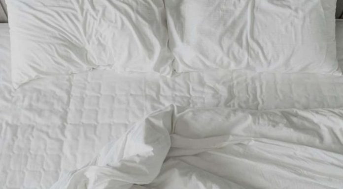 Doživite trenutno olakšanje od vrućine u toplim večerima uz jednostavan i učinkovit trik za hlađenje doma.