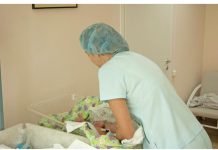 Žena Rodila Bebu U 38. Godini I Htjela Da Je O0tavi U Porodilištu: