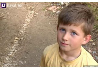 AJDINA JE 0STAVILA MAJKA KAD JE IMAO 5 Godina, Cijeli Balkan Je Plakao: A P0GLEDAJTE GA DANAS