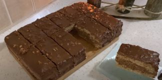 Prepustite se užitku kremastog kolača s orasima koji će vam se jednostavno topiti u ustima.