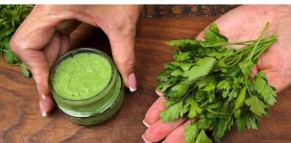 MOJA BAKA IZGLEDA 10 GODINA MLAĐE UZ OVU KREMU