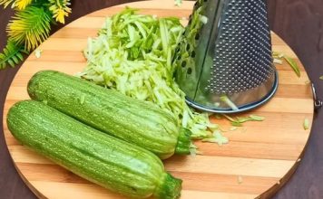 U slučaju da imate tikvice i jaje, bez muke možete napraviti ovaj brzi međuobrok poznat kao “Cheesy & Easy”!