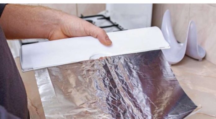 Postavite list aluminijske folije pored vrata: do jutra ćete riješiti veliki problem.