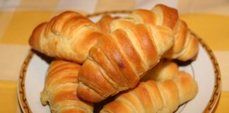 Najbolje domaće kiflice punjene sirom, mekane kao duša