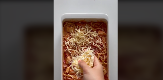 Jednostavna Tjestenina s Piletinom iz Jedne Tepsije: Brzi i Ukusni Obrok za Svaku Priliku