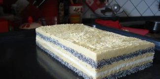 GOTOVA ZA 5 MINUTA: KOLAČ OD MAKA