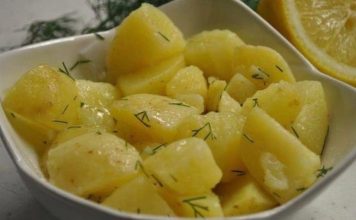 KROMPIR SALATA JE UVIJEK UKUSNA, A JA SE TRUDIM DA JE PRIPREMIM NA RAZNE NAČINE. ISPROBAJTE I OVAJ…