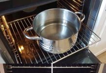 Slijedite ove korake kako biste brzo očistili svoju pećnicu i vratili joj izgled kao nova.