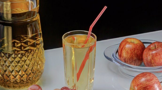 JABUKOVO SIRĆE ZA ZDRAVLJE ZGLOBOVA: Pijte jabukovo sirće 15 dana ali na ovaj način i izliječite artritis i spasite svoje zglobova❗️