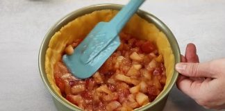 Pita od jabuka sa kremom od jogurta, topi se u ustima! Jednostavno i veoma ukusno!