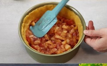 Pita od jabuka sa kremom od jogurta, topi se u ustima! Jednostavno i veoma ukusno!