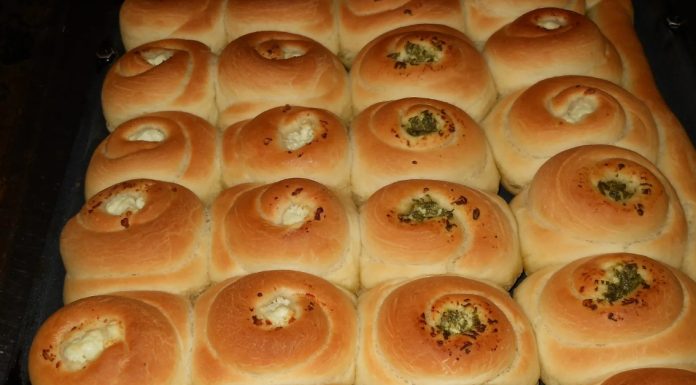 NEMAM RIJEČI KOJIM BI VAM OPISALA KAKO JE MEKANO I UKUSNO OVO PECIVO: