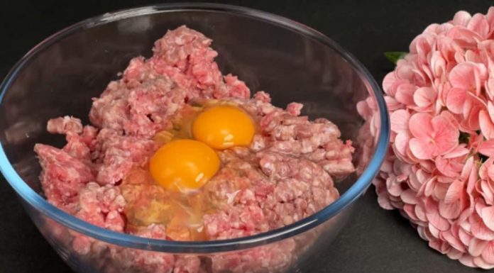 PUNJENA PLJESKAVICA SA SIROM….Jelo koje možete iznijeti i pred cara…