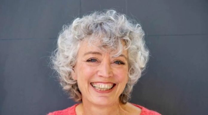 KAD SE ZALJUBI ŽENA OD 50 GODINA: Evo koju grešku najčešće pravi!