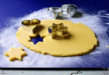 VIŠE VRSTA BOŽIĆNI KOLAČA OD JEDNE SMJESE