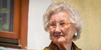 Moja baka ima 96 godina, živi samostalno, a mozak joj radi kao sat: