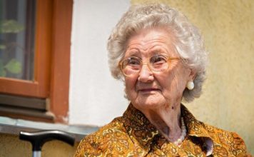 Moja baka ima 96 godina, živi samostalno, a mozak joj radi kao sat: