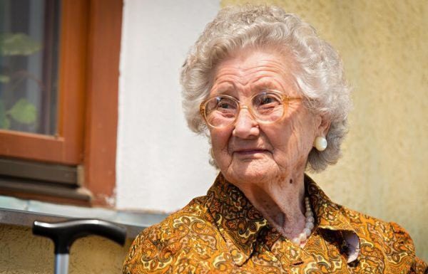 Moja baka ima 96 godina, živi samostalno, a mozak joj radi kao sat:
