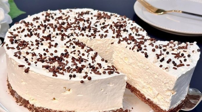 SAMO 4 SASTOJKA ‼️Ukusna torta za 10 minuta 🤩 Bez pecenja 🤩 Veoma lako i ukusno