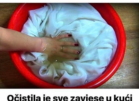 Očistila je sve zavjese u kući do snježno bijelog stanja za 3 sata: Dijelim stari TRIK za koji mnogi ljudi ne znaju!
