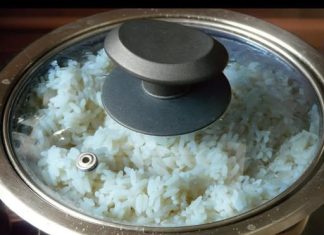 Kako najbolje skuhati rižu, da ne bude kašasta i ljepljiva: