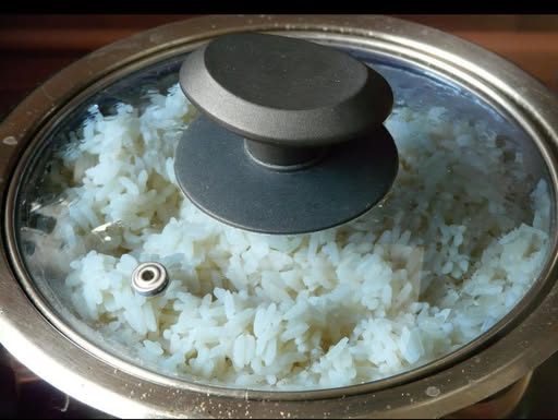 Kako najbolje skuhati rižu, da ne bude kašasta i ljepljiva: