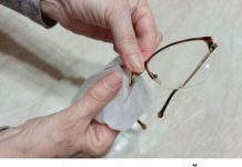 NIKAKO NE BACAJTE NAOČARE KADA IZGREBETE STAKLA: