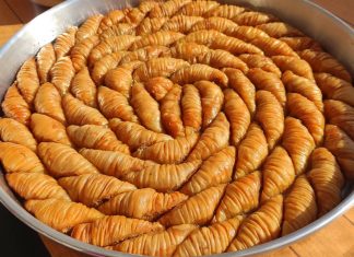 📌 TURSKA ROLL BAKLAVA… Proces pripreme je mnogo jednostavniji u odnosu na tradicionalnu baklavu…❗