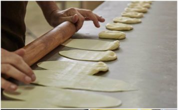 PRAVE D0MAĆE PEKARSKE KIFLE: MEKANE, SLANE, FINE I KADA SU HLADNE…