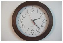 Ljetno računanje vremena 2025.: Utvrđen je točan datum kada će doći do promjene sata.