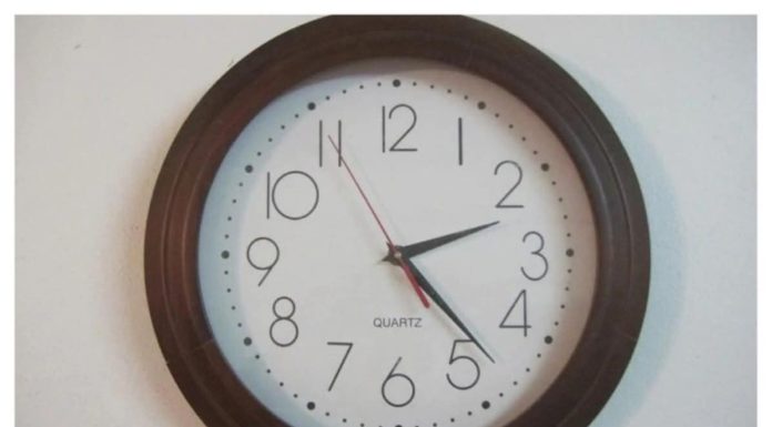 Ljetno računanje vremena 2025.: Utvrđen je točan datum kada će doći do promjene sata.