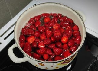 “Slatko od jagoda”