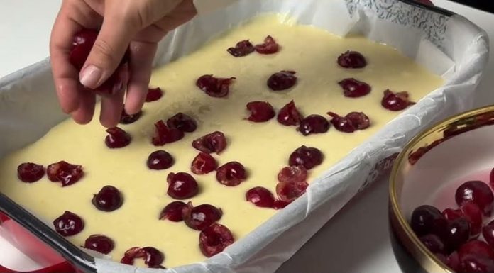 Brza torta od višanja i jogurta