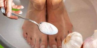 Imate li kurje oči ili znate nekoga tko ima? Evo kako ih se riješiti preko noći uz ovu moćnu mješavinu