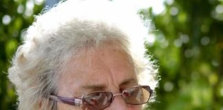 “Imam 65 godina i želim da se razvedem! Ne mogu da čekam da on umre kako bih bila slobodna”: Ispovest koja šokira, ali i budi poštovanje “Imam 65 godina i želim da se razvedem! Ne mogu da čekam da on umre kako bih bila slobodna”: Ispovest koja šokira, ali i budi poštovanje - featured image