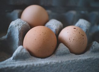 Koliko tačno dugo smiju da se čuvaju svježa jaja u frižideru? Iznenadićete se Koliko tačno dugo smiju da se čuvaju svježa jaja u frižideru? Iznenadićete se - featured image