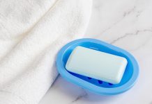 Prije spavanja uvijek stavite sapun pored kreveta: Kad čujete zašto, učinit ćete to već večeras Prije spavanja uvijek stavite sapun pored kreveta: Kad čujete zašto, učinit ćete to već večeras - featured image