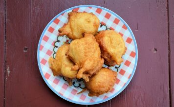 Brzi uštipci s jogurtom – hrskavi izvana, a iznutra mekani: Recept za tijesto bez kvasca i mlijeka Brzi uštipci s jogurtom – hrskavi izvana, a iznutra mekani: Recept za tijesto bez kvasca i mlijeka - featured image