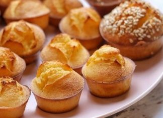 Najjednostavnije kukuruzne projice sa feta sirom: Savršen doručak za cijelu porodicu Najjednostavnije kukuruzne projice sa feta sirom: Savršen doručak za cijelu porodicu - featured image