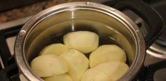 Za kuhanje krompira nisu dovoljni samo voda i so: Idealan okus daje ovaj tajni sastojak! Za kuhanje krompira nisu dovoljni samo voda i so: Idealan okus daje ovaj tajni sastojak! - featured image