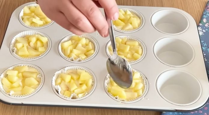 Ako imate 1 jabuku🍎1 jaje i brašno, ovaj desert možete napraviti za 5 minuta!🎄 Ako imate 1 jabuku🍎1 jaje i brašno, ovaj desert možete napraviti za 5 minuta!🎄 - featured image