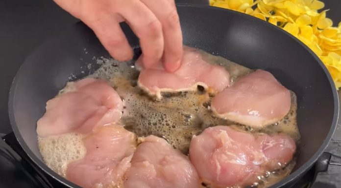 Ovu piletinu s gljivama pravim 3 puta sedmično! 😋 Lako se pravi, a ukus je fantastičan! Ovu piletinu s gljivama pravim 3 puta sedmično! 😋 Lako se pravi, a ukus je fantastičan! - featured image