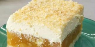 OVO JE NAJLJEPŠI KOLAČ SA JABUKAMA: Fil se topi u ustima, a gotov je dok trepnete OVO JE NAJLJEPŠI KOLAČ SA JABUKAMA: Fil se topi u ustima, a gotov je dok trepnete - featured image