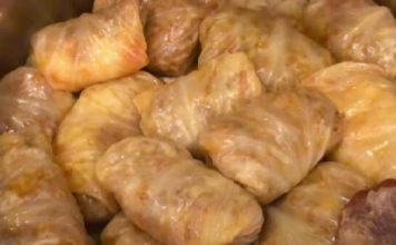 STARE DOMAĆICE SAMO OVAKO PRAVE ZAPRŠKU ZA SARMU: Najukusnija i sočna – recept direktno sa sela STARE DOMAĆICE SAMO OVAKO PRAVE ZAPRŠKU ZA SARMU: Najukusnija i sočna - recept direktno sa sela - featured image