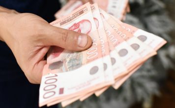 OSIM POVIŠICE PENZIONERIMA STIŽE I DODATAK NA PENZIJU! Dobija se mesečno, evo ko ima pravo i koliko on iznosi OSIM POVIŠICE PENZIONERIMA STIŽE I DODATAK NA PENZIJU! Dobija se mesečno, evo ko ima pravo i koliko on iznosi - featured image