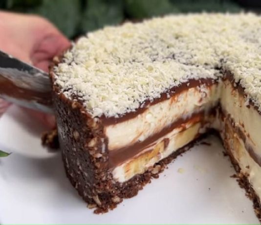 ČOKOLADNA TORTA SA KIKIRIKIJEM: Izgleda kao iz najbolje poslastičarnice, jednostavna je za pripremu, čak se i ne peče ČOKOLADNA TORTA SA KIKIRIKIJEM: Izgleda kao iz najbolje poslastičarnice, jednostavna je za pripremu, čak se i ne peče - featured image