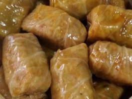 Samo ovako se pravi zaprška za sarmu: Kuhar otkrio caku zbog koje miriše kao kod bake Samo ovako se pravi zaprška za sarmu: Kuhar otkrio caku zbog koje miriše kao kod bake - featured image