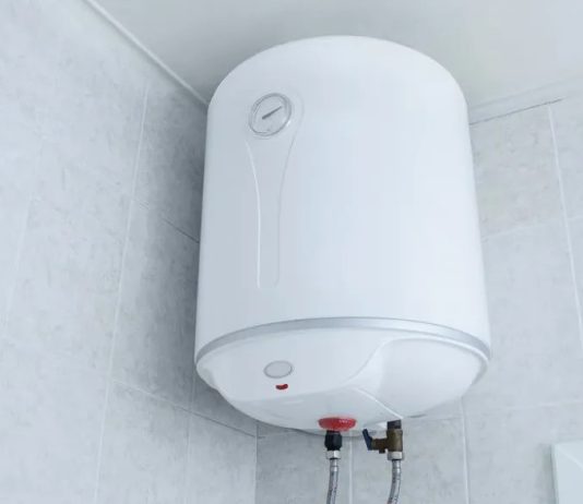 Električar otkrio trik: Uradite ovo kada palite bojler i račun za struju će biti duplo manji Električar otkrio trik: Uradite ovo kada palite bojler i račun za struju će biti duplo manji - featured image