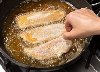 Kako da riba bude savršeno pržena, a da ne upije ni kap ulja – trik koji morate probati Kako da riba bude savršeno pržena, a da ne upije ni kap ulja – trik koji morate probati - featured image