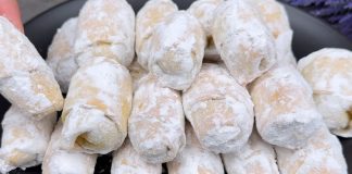 BOŽIĆNE KIFLE!!! Nestat će za 10 minuta! Prava bomba! Već dugo pratim ovaj recept! BOŽIĆNE KIFLE!!! Nestat će za 10 minuta! Prava bomba! Već dugo pratim ovaj recept! - featured image